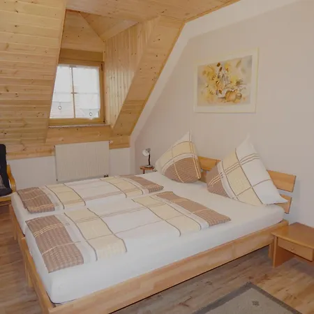Farm stay Ferienwohnungen Stark Kelheim